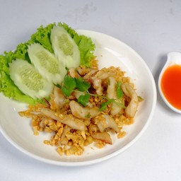 ปลาหมึกทอดกระเทียม