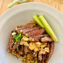 ข้าวผัดมันเนื้อออสพิคานย่า