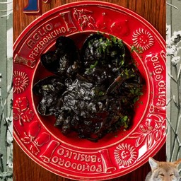 ฺBlack Ink Pasta with Mixed of Manila Clam + Blue Mussel + White Prawn