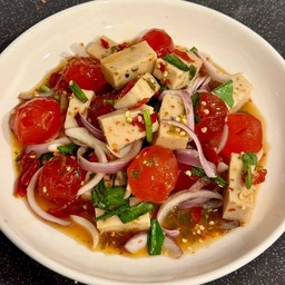 ตำไข่แดงเค็มหมูยอน้ำปลาร้านัวๆ