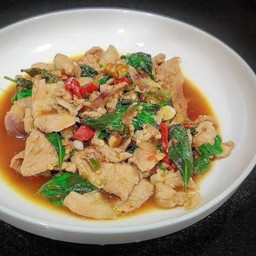 หมูผัดโหระพา