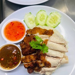เฮียหมูก๋วยเตี๋ยวต้มยำโบราณ
