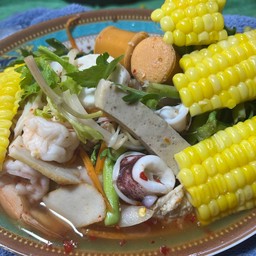 ยำข้าวโพดรวมมิตร