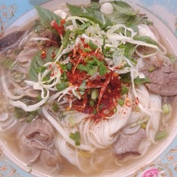 แม่อรข้าวปุ้นน้ำแจ่ว