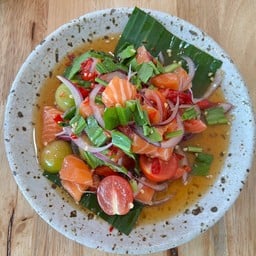 ยำแซลมอนวาซาบิ