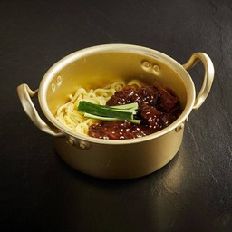 จาจังมยอน Jajangmyeon