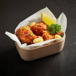 ไก่ทอดสไปซีการ์ลิค Spicy Garlic Chicken