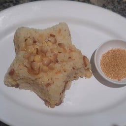 ข้าวนึ่งธัญพืชไซง่อน ( โซยโง )