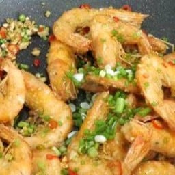 กุ้งคั่วพริกเกลือ