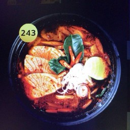 243.อูด้งต้มยำปลาแซลมอน