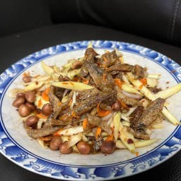 ยำมะม่วงแซ่บจี๊ด by ป้ามณฑน์
