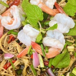 ซุปหน่อไม้ใส่กุ้ง