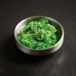 ยำสาหร่าย Japanese Seaweed Salad