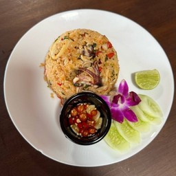 ข้าวผัดต้มยำ( จานเดียว)