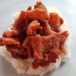 ร้านเจ้หน่อย-ข้าวเหนียวหมูทอด