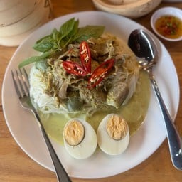 ขนมจีนแกงเขียวหวานเป็ด