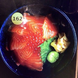 162.ข้าวหน้าแซลมอน+ไข่ปลาแซลมอน