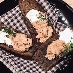 Paté with Black Ink Bread