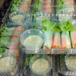 นู๋แหม่ม สลัดโรล ปังชีส ส้มตำ เบเกอรี่ โป่งสะเก็ด บ่อวิน