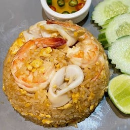 ข้าวผัดทะเล