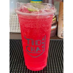 น้ำแดงโซดา