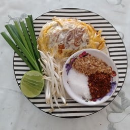 เส้นจันทร์ห่อไข่