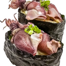 ซูชิหมึกหิ่งห้อย