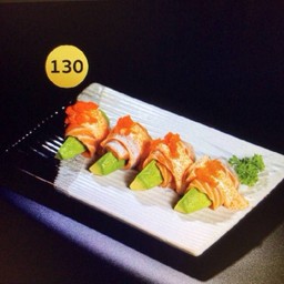 130.อโวคาโด้ปลาแซลมอนราดซอสไข่กุ้ง