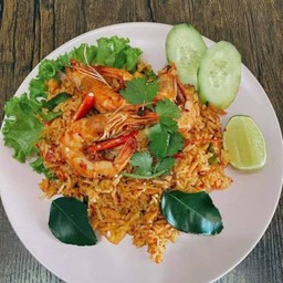 ข้าวผัดต้มยำกุ้ง