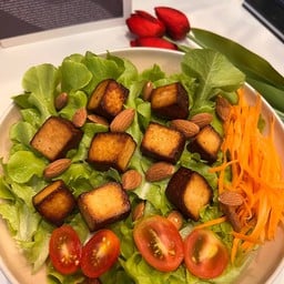 สลัดเต้าหู้ดำเจ