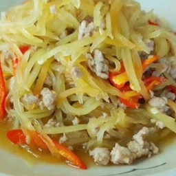 มะละกอผัดหมูสับ