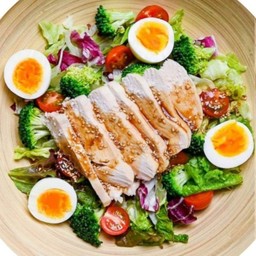 สลัดยกนิ้ว - Japanese Wafu Boiled Chicken Salad สลัดอกไก่ วาฟูญี่ปุ่น ไข่มะตูม