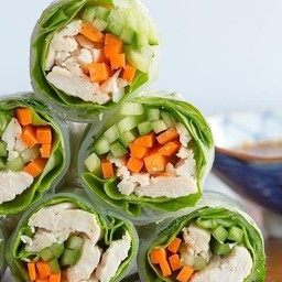 [ กล่องที่ 2 เพียง 49 บ. ] สลัดโรล ยกนิ้ว - สลัดโรล อกไก่