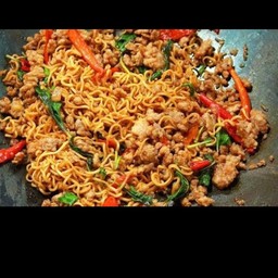 กะเพรามาม่า