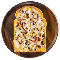 ชีสโทสท์ ยกนิ้ว - ขนมปังโฮลวีตอบชีส ครีมเห็ดแชมปิญอง