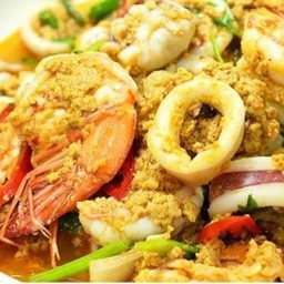 ข้าวผัดผงกะหรี่