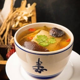 ไก่ตุ๋นมะนาวดอง