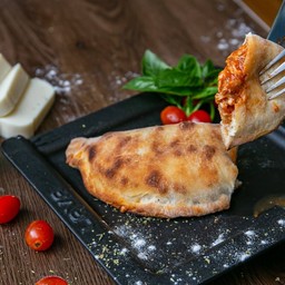 CALZONE