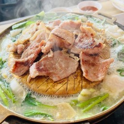 ชุดหมูเล็ก