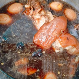 ขาหมูเนื้อหนัง(เป็นกับข้าว)