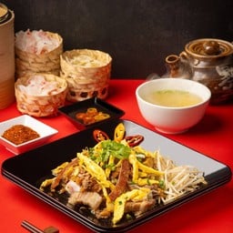 ก๋วยเตี๋ยวหลอดทรงเครื่อง