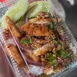 ศูนย์อาหาร สามแม่ครัว