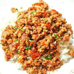 อร่อยยกนิ้ว - หมูสับ คั่วพริกเกลือกระเทียม