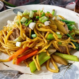 ยากิโซะบะหมู