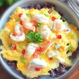 อร่อยยกนิ้ว - ไรซ์เบอรี่ กุ้งเด้งโดดไข่นุ่ม