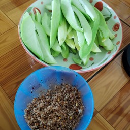 มะม่วงเปรี้ยว+พริกเกลือ