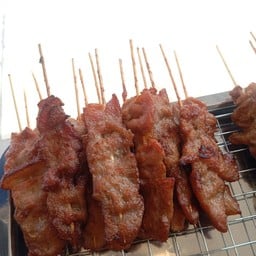 ร้านเจ๊ตาแม่ค้าแซ่บ