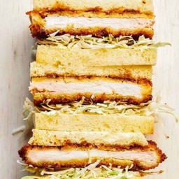 แซนวิชบ๊อกซ์ หมูทงคัตสึผักกาดแก้ว