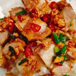หมูกรอบคั่วพริกเกลือ(เป็นกับข้าว)
