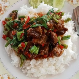 กะเพราเนื้อเปื่อย
